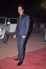 Sonu Sood at Stardust Awards red carpet in Mumbai on 10th Feb 2012 (196).JPG